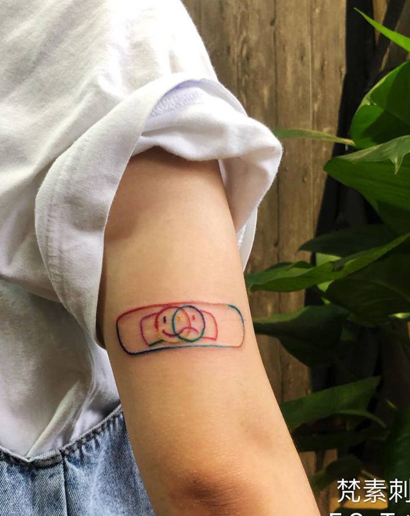 创可贴纹身图片_手臂水彩纹身图案