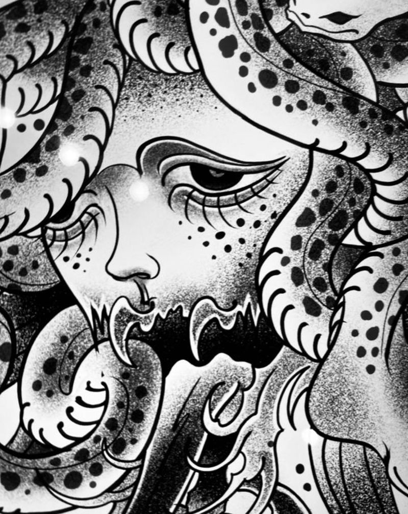 美杜莎手稿纹身图片_腿部新传统纹身图案