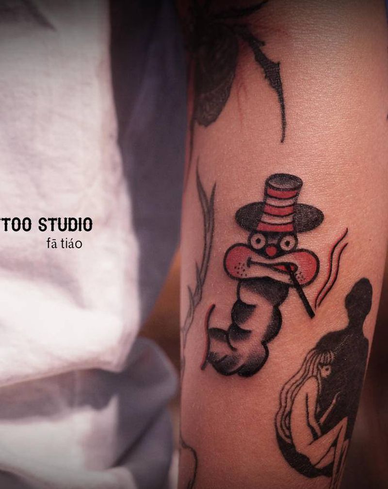 范儿纹身图片_手臂老传统Old School虫子香烟纹身图案