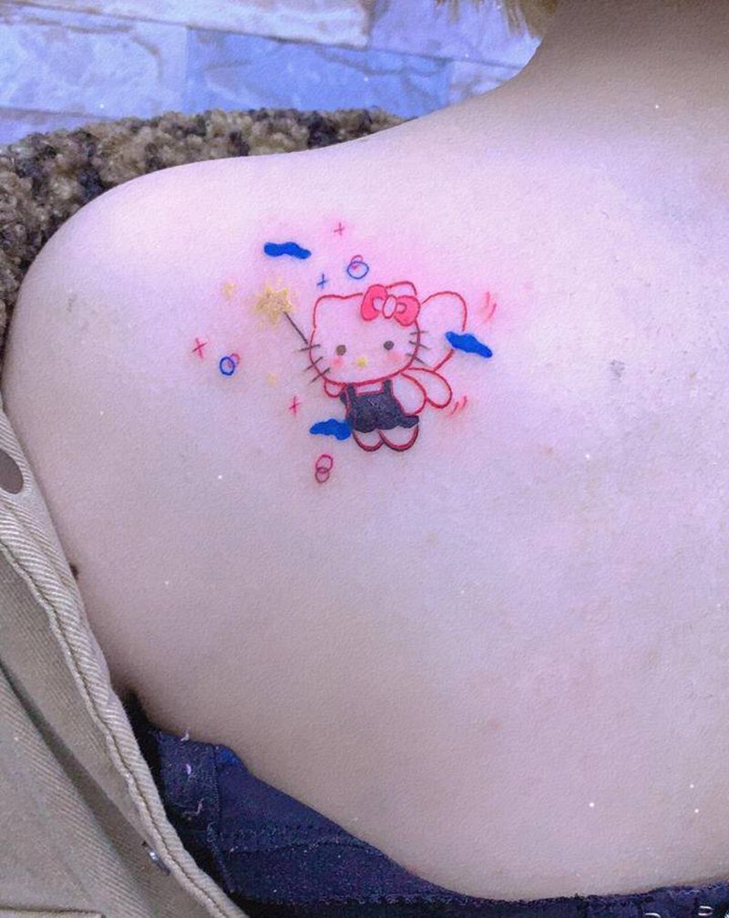 小清新纹身图片_背部新传统纹身图案