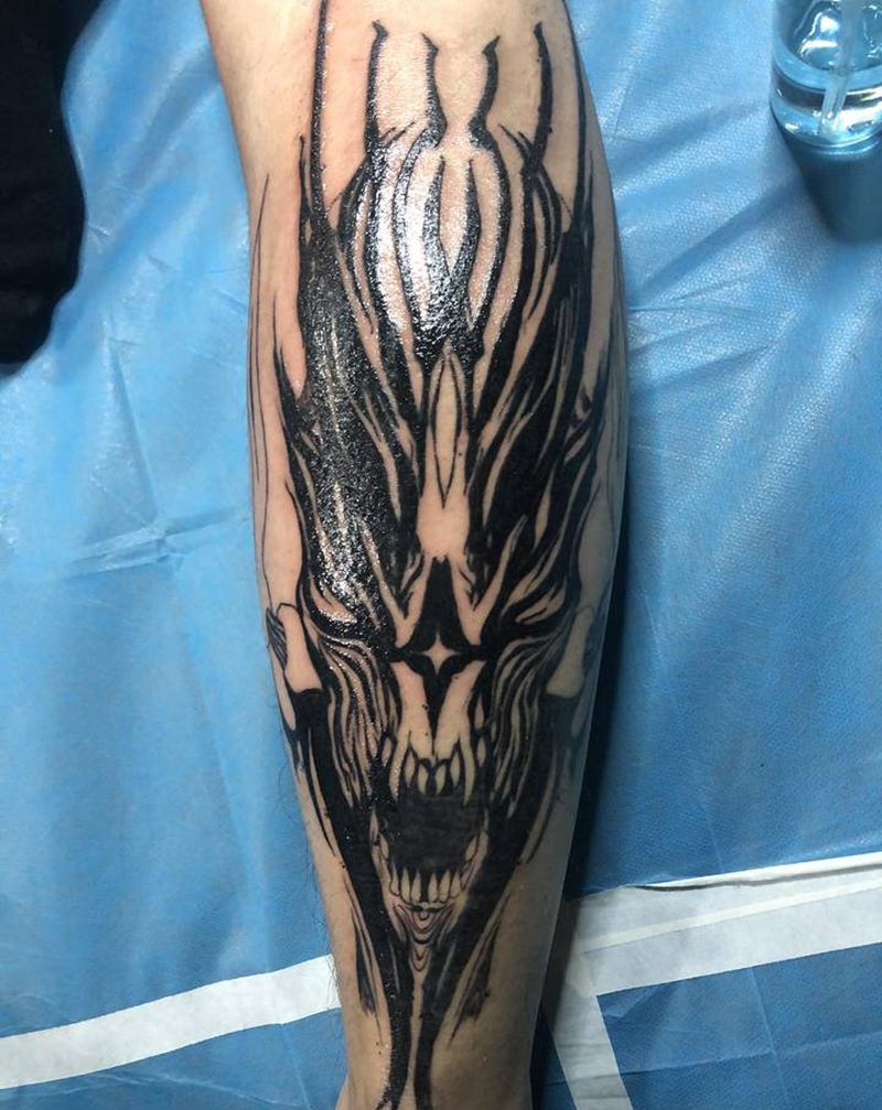 小腿纹身图片_腿部几何图腾纹身图案