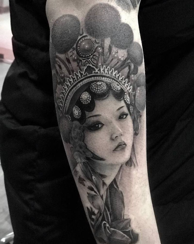 花旦纹身图片_手臂欧美写实纹身图案