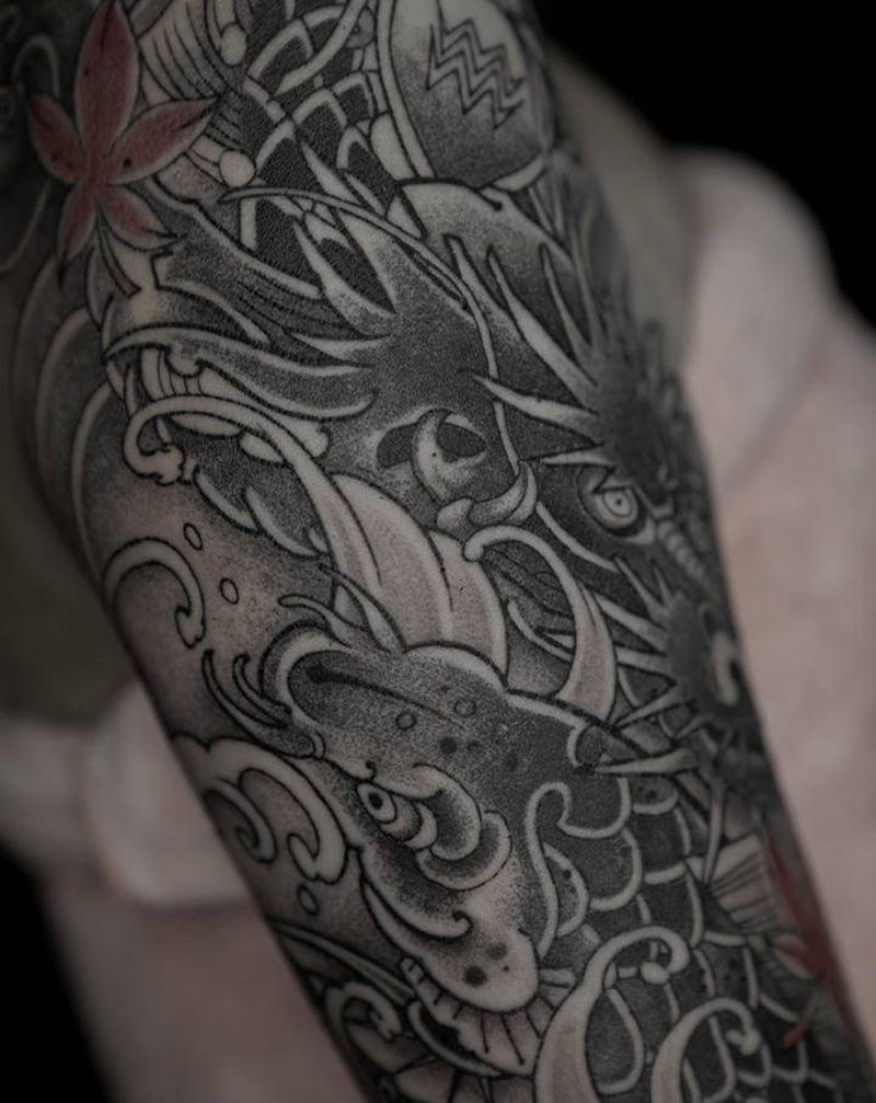 一个传统遮盖纹身图片_手臂New School纹身图案