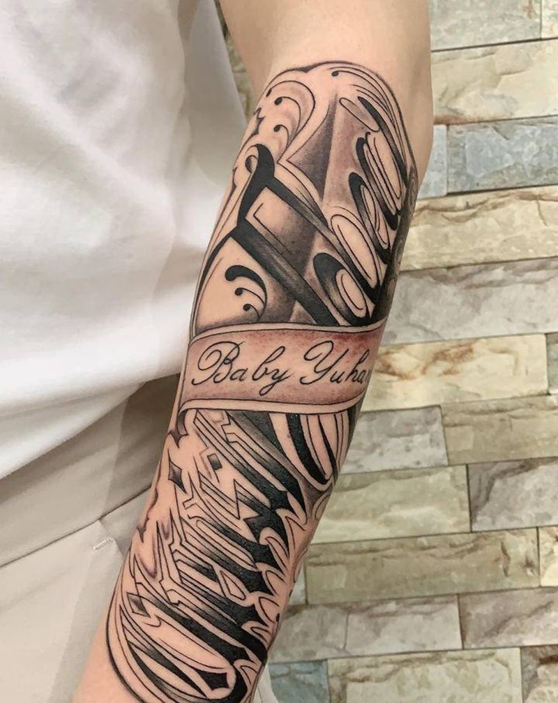 花体字纹身图片_手臂新传统纹身图案