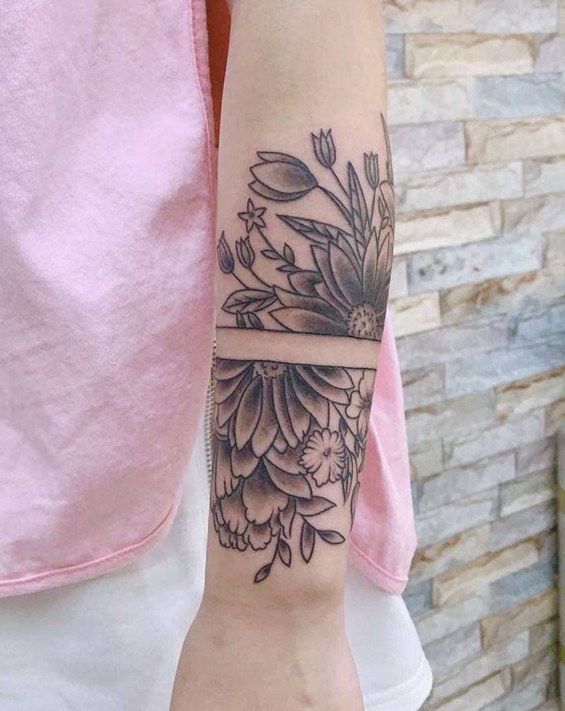 雏菊花环纹身图片_手臂新传统纹身图案