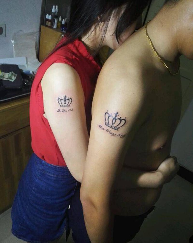 情侣皇冠纹身图片_手臂清新字符情侣原创纹身图案