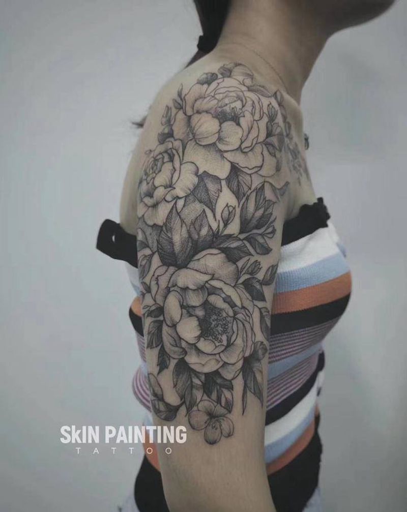 素花纹身图片_肩部手臂纹身图案