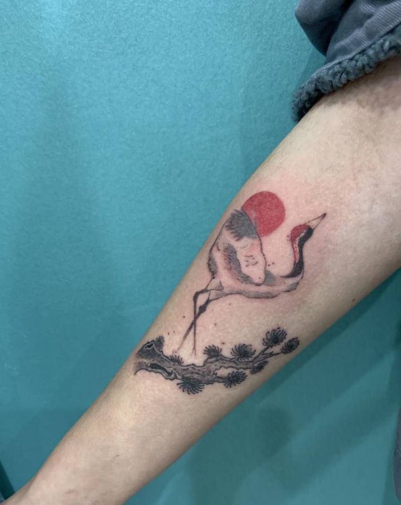 仙鹤松柏纹身图片_手臂纹身图案