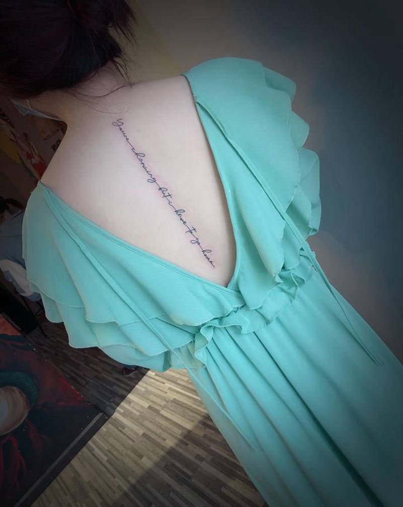 英文纹身图片_背部纹身图案