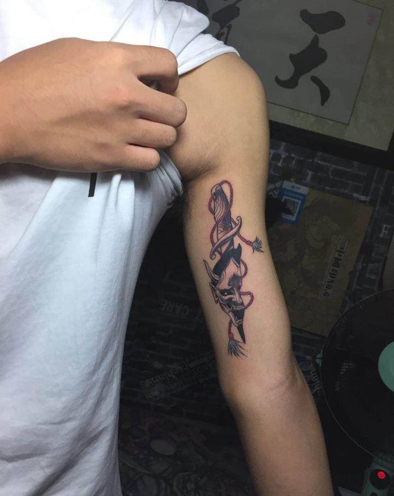 般若纹身图片_手部纹身图案