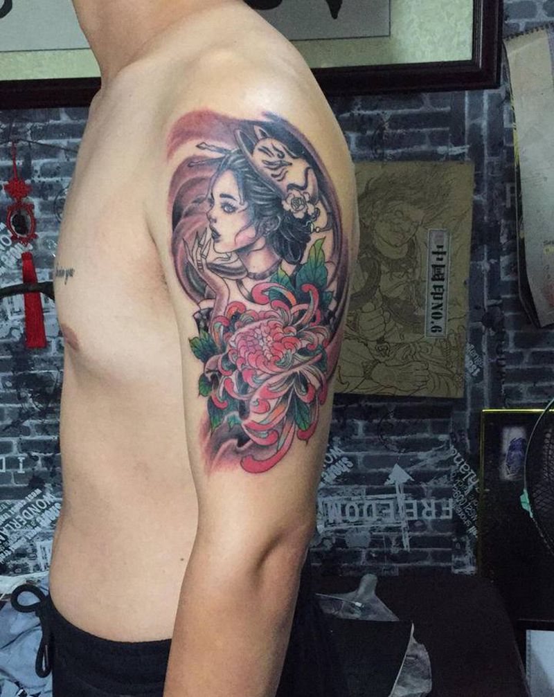 艺姬纹身图片_手部纹身图案