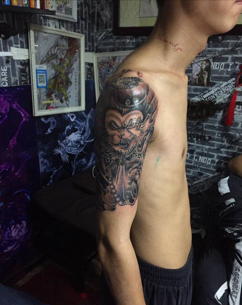 悟空纹身图片_手部纹身图案