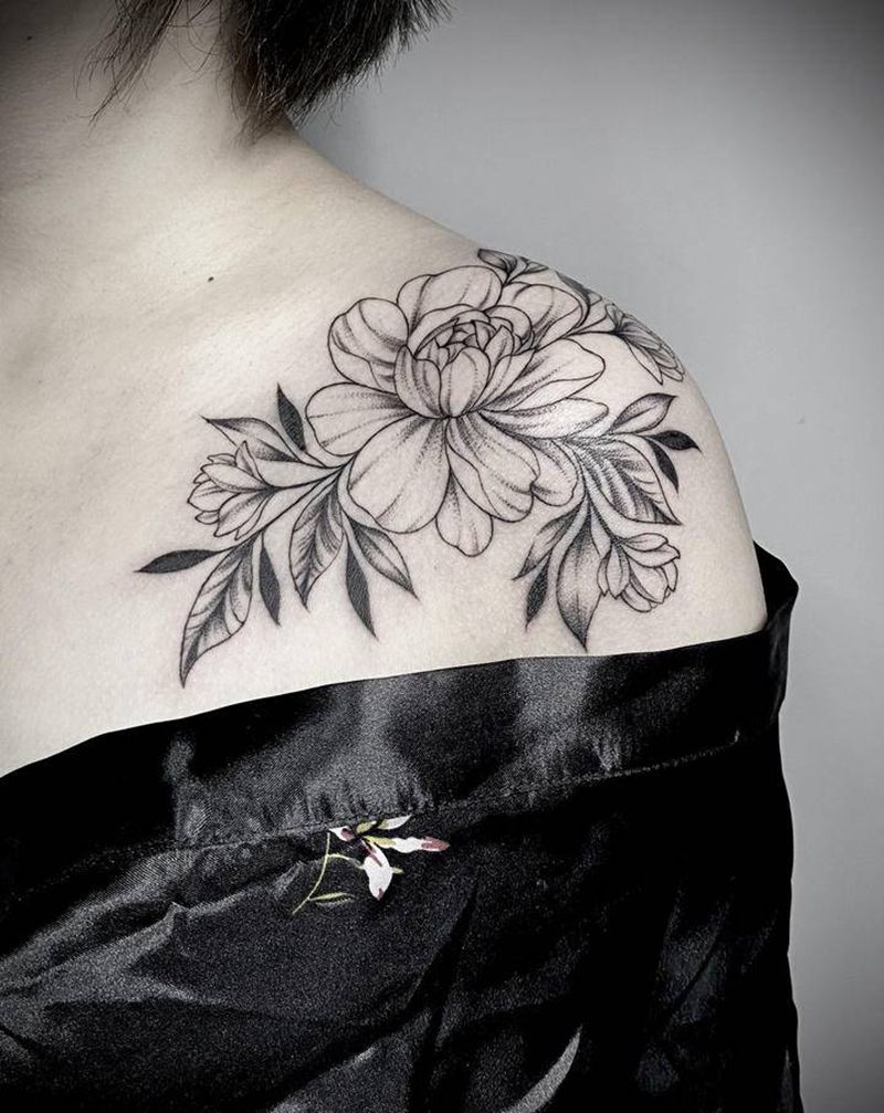 素花纹身图片_肩部纹身图案