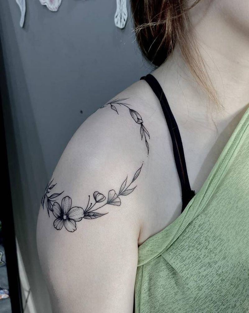 素花纹身图片_肩部纹身图案