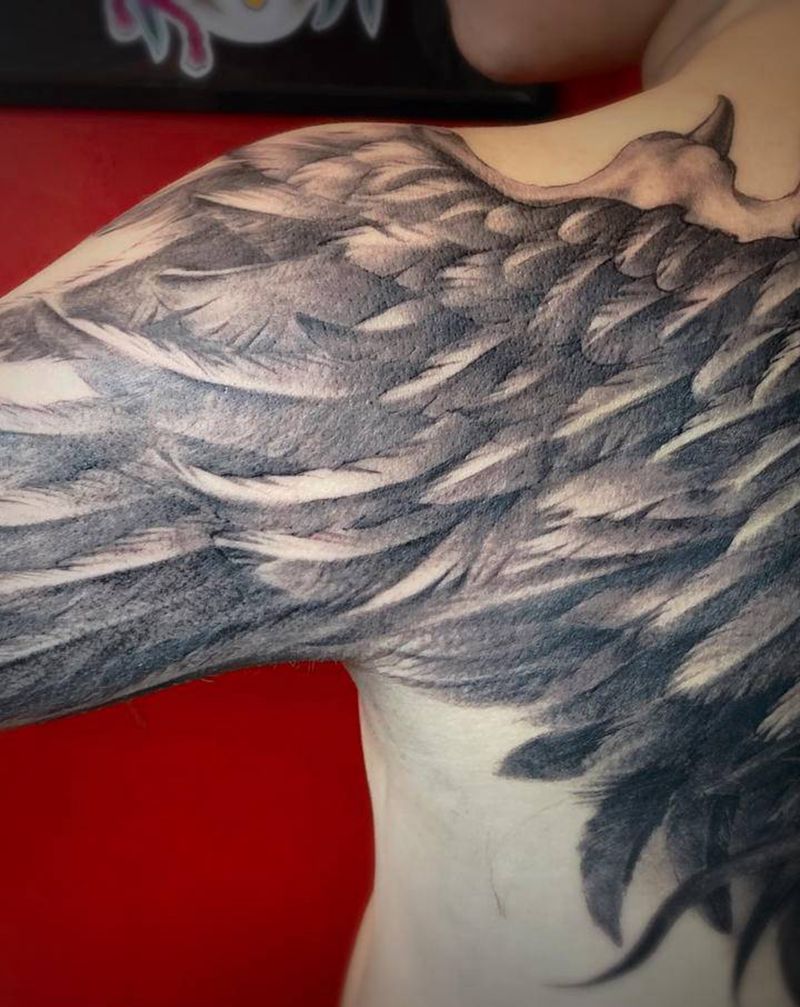 嘿嘿纹身图片_肩部背部欧美写实纹身图案