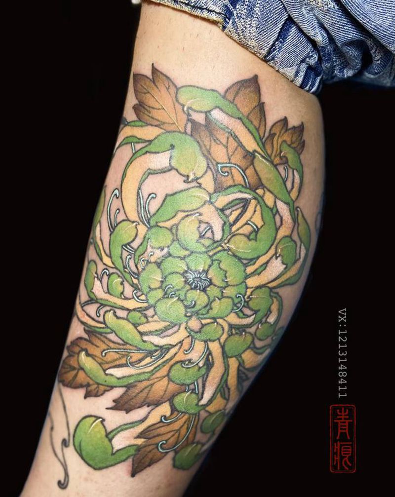 菊花纹身图片_腿部新传统纹身图案