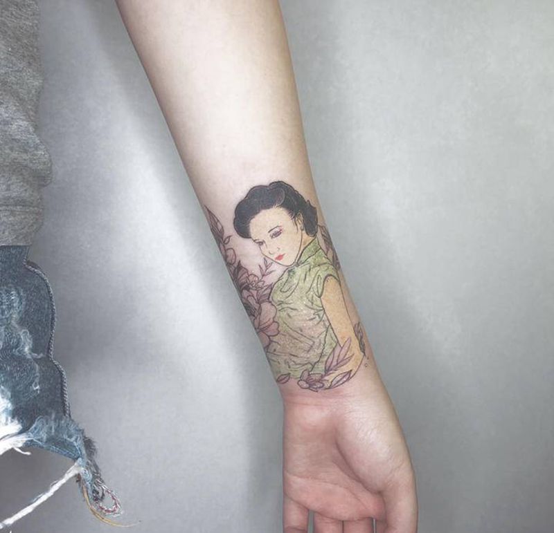 复古上海歌女纹身图片_手臂纹身图案