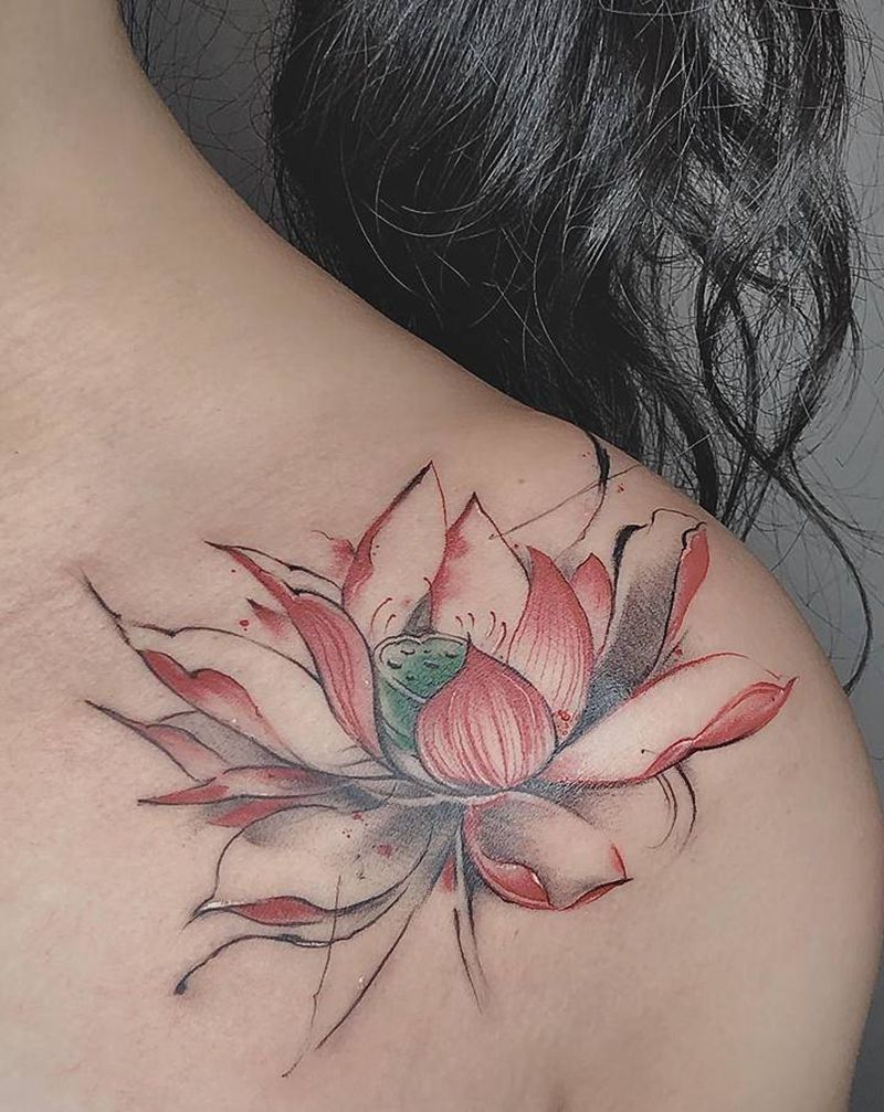 莲花纹身图片_肩部水墨纹身图案