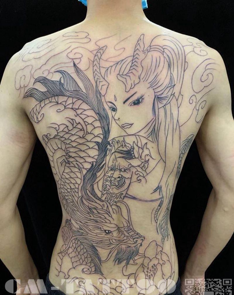 龙妓纹身图片_背部纹身图案