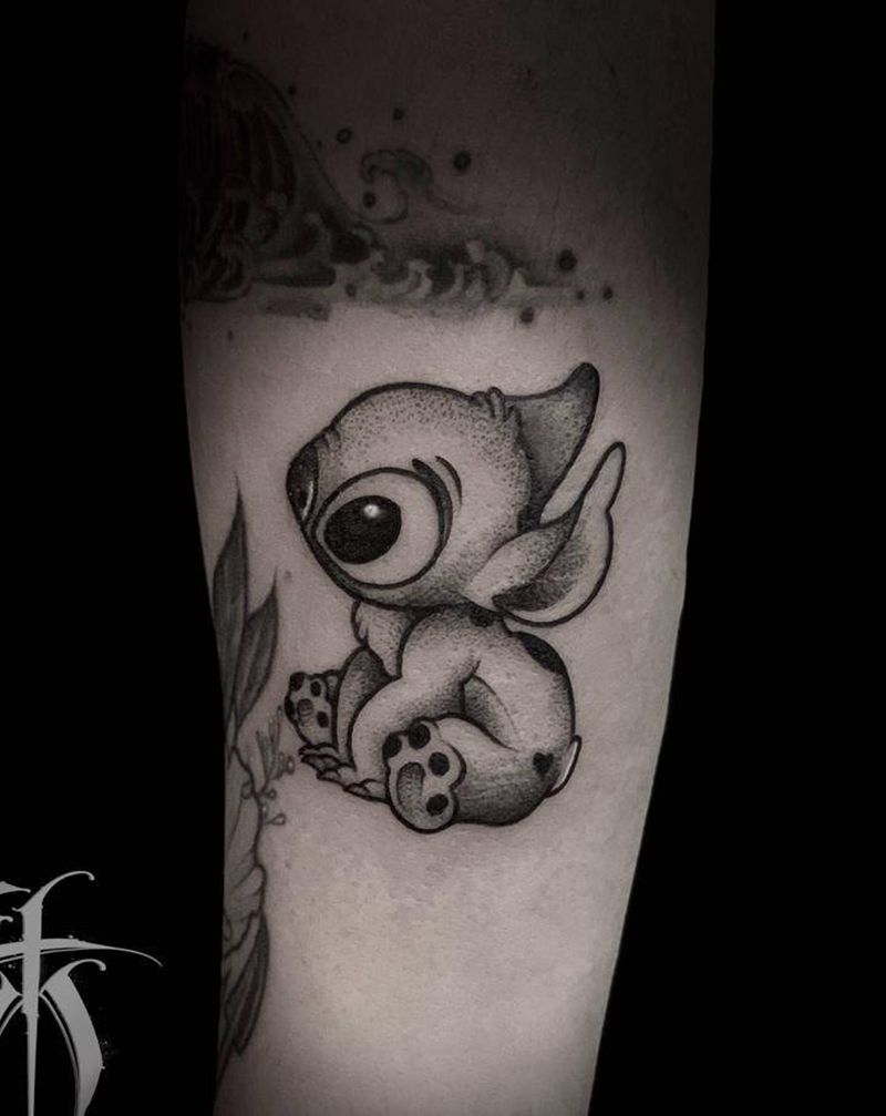 史迪仔纹身图片_手臂小清新纹身图案