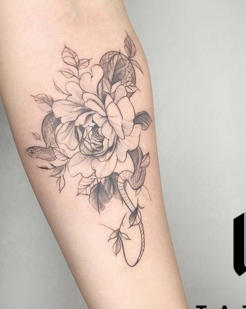 花与蛇纹身图片_小清新纹身图案