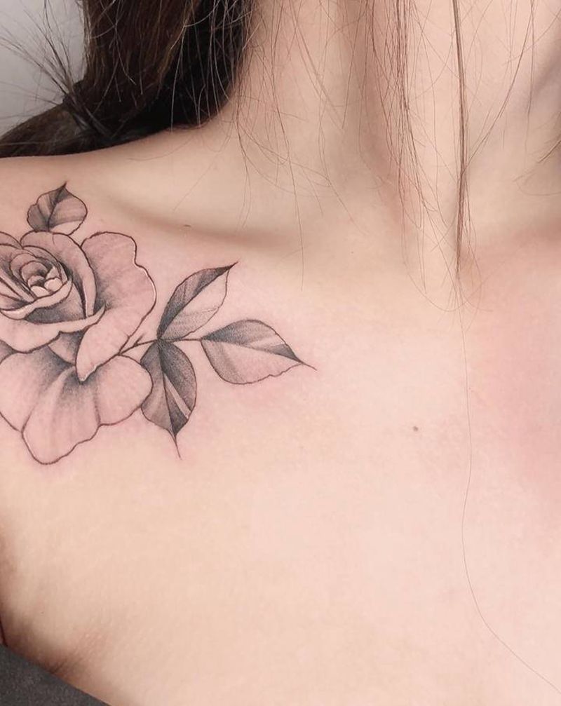 素花纹身图片_胸部小清新纹身图案