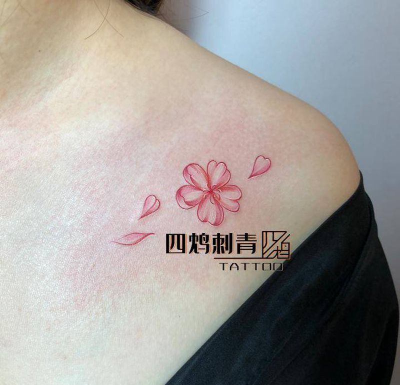 小清新纹身图片_肩部手臂小清新纹身图案