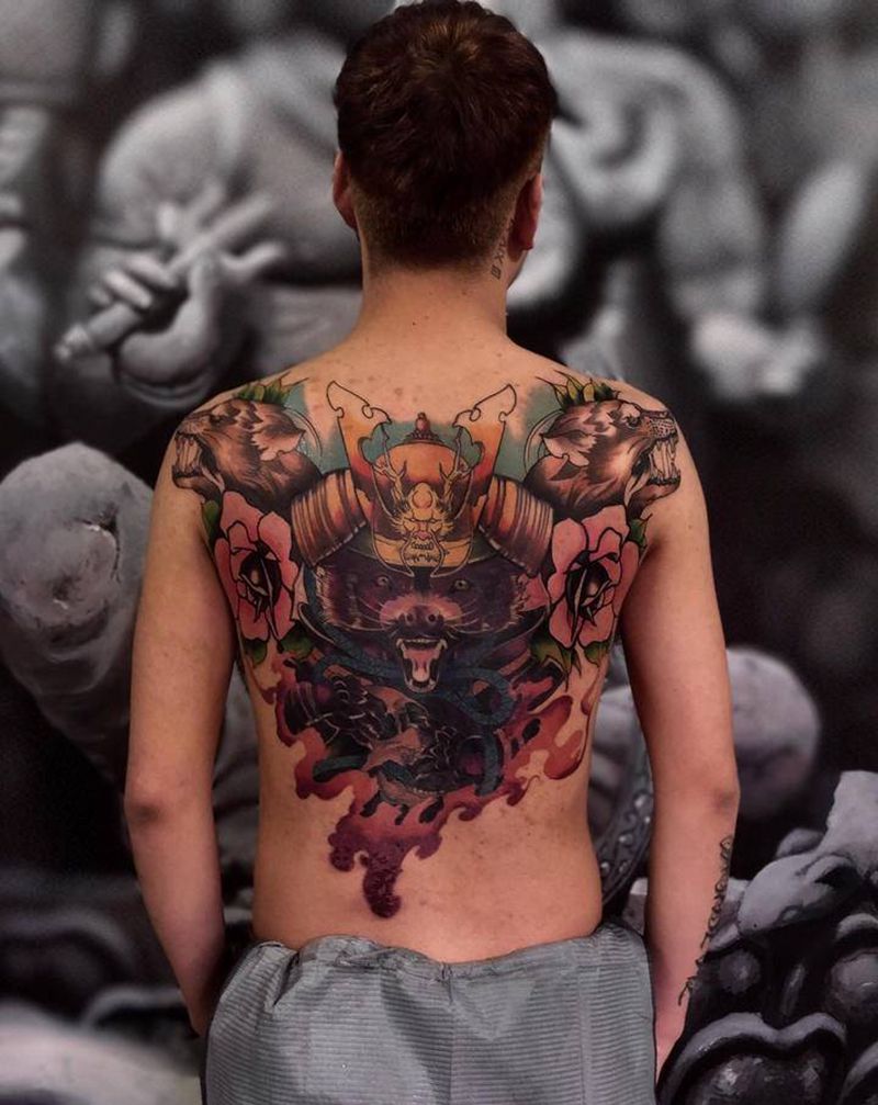 #狸猫纹身图片_背部新传统纹身图案