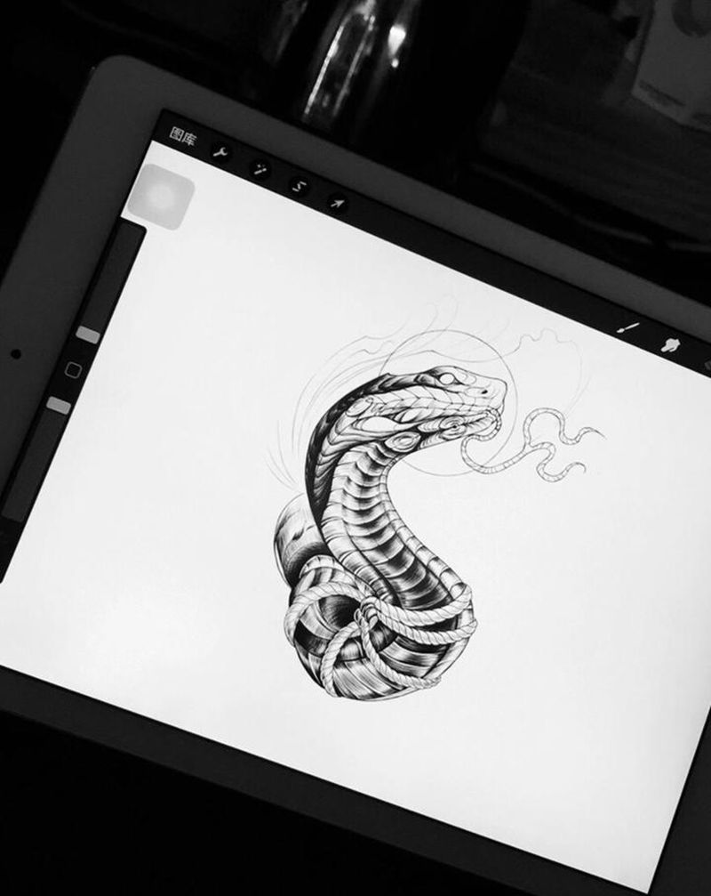 蛇纹身图片_手臂腿部纹身图案