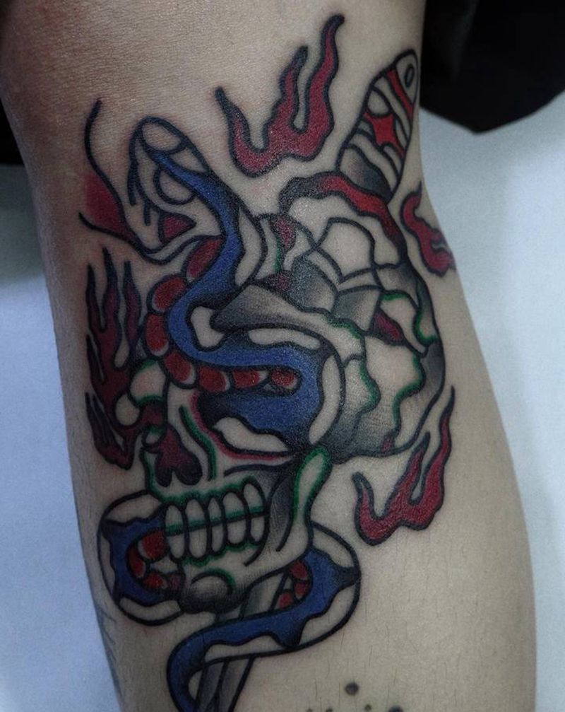 骷髅纹身图片_腿部Old School纹身图案