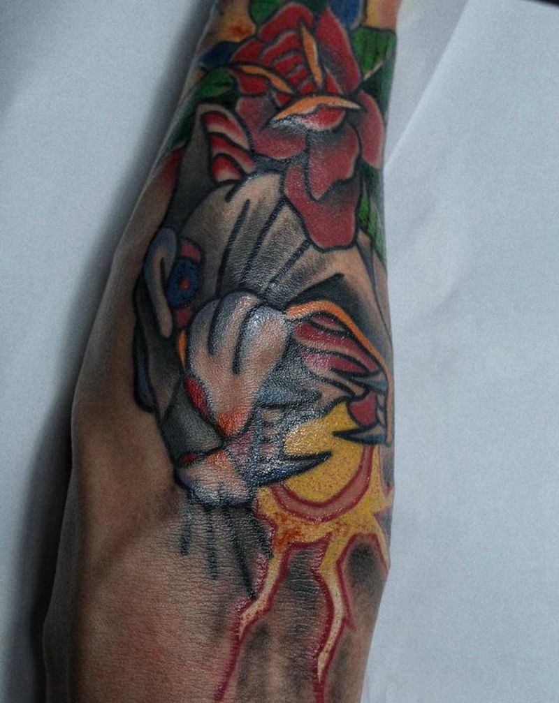 豹子纹身图片_手臂Old School纹身图案