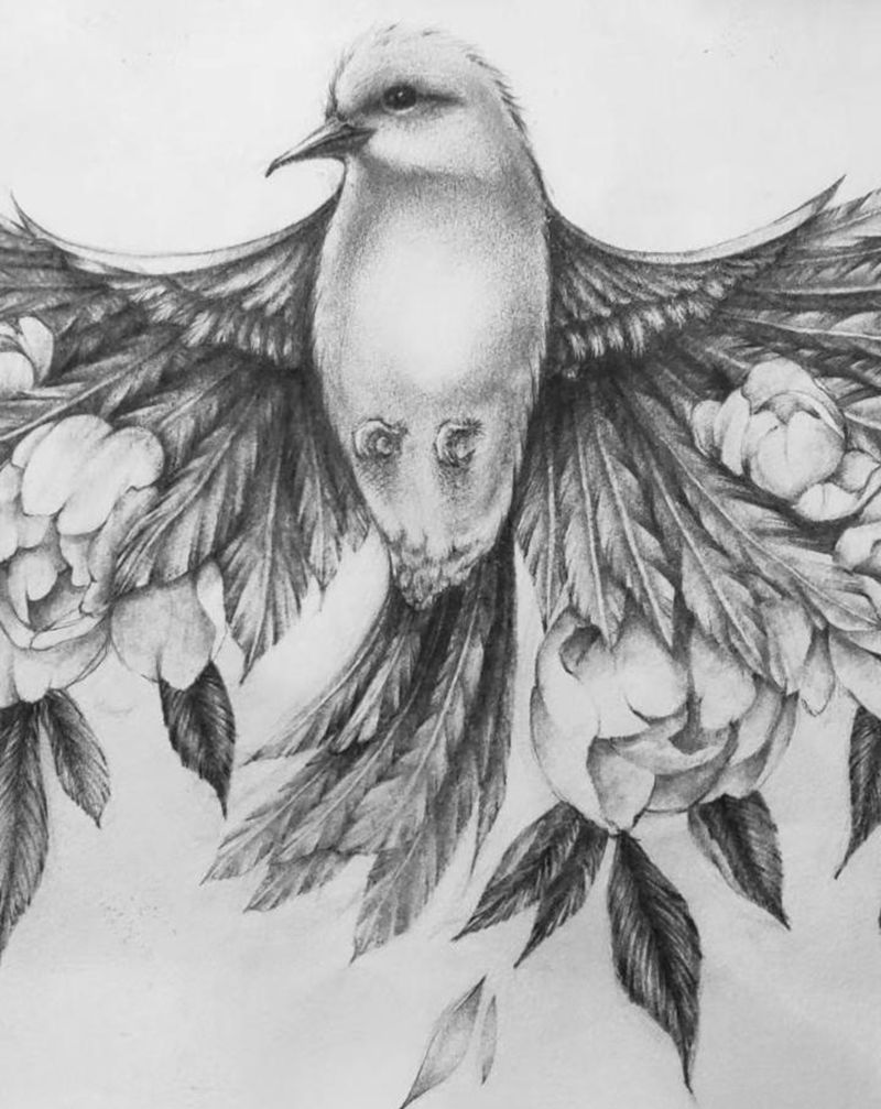 手稿纹身图片_胸部背部点刺鸟纹身图案