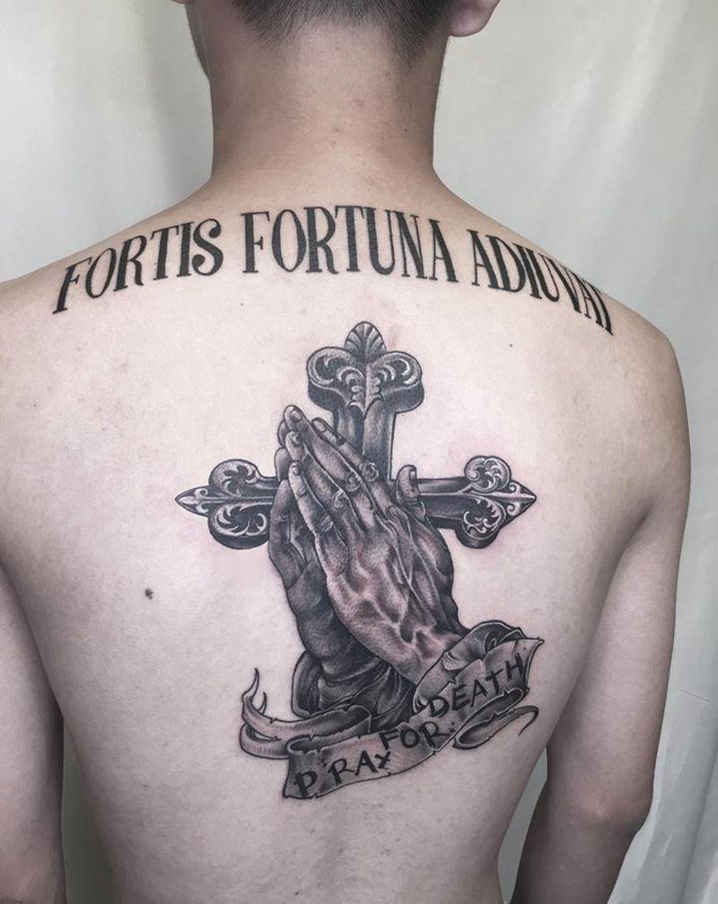 继续添加，祈祷的手纹身图片_背部欧美写实纹身图案