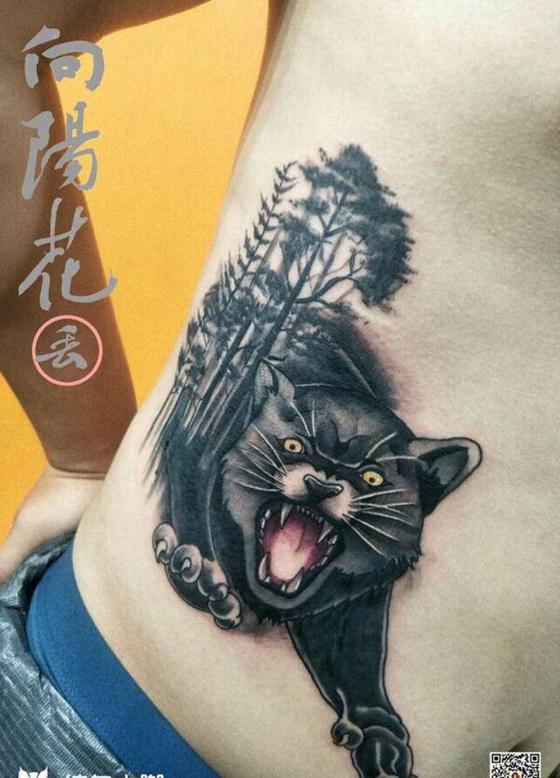 黑豹纹身图片_腰部豹子动画纹身图案