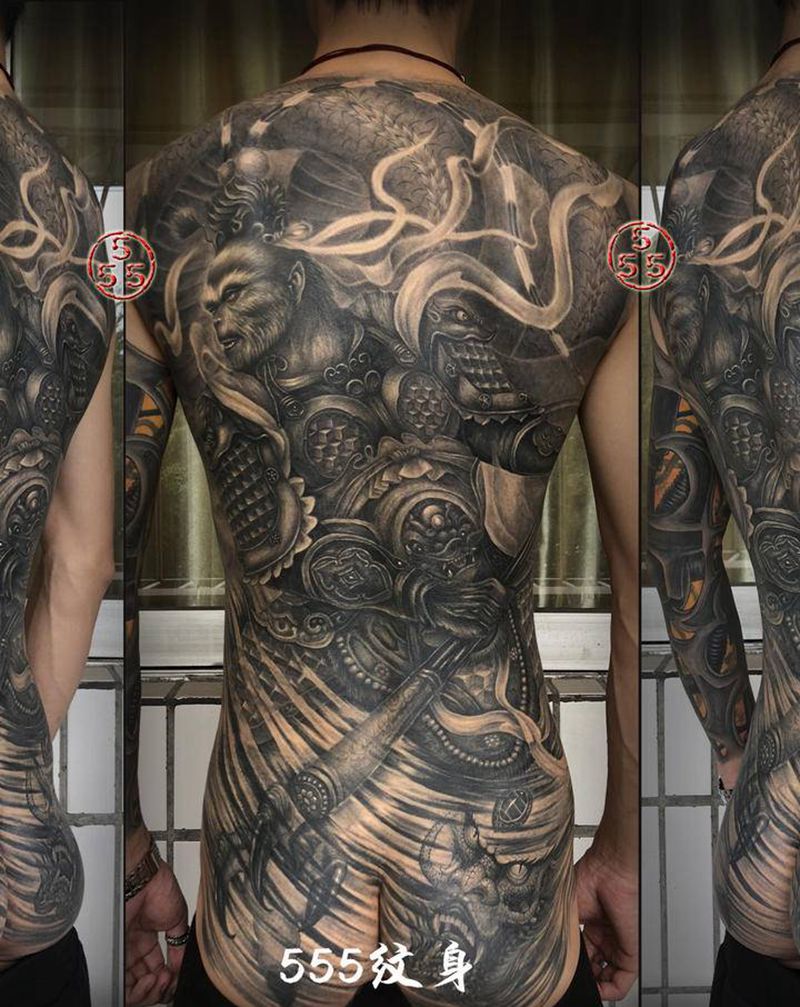齐天大圣孙悟空纹身图片_背部臀部新传统老传统黑灰写实中国风古典文学纹身图案