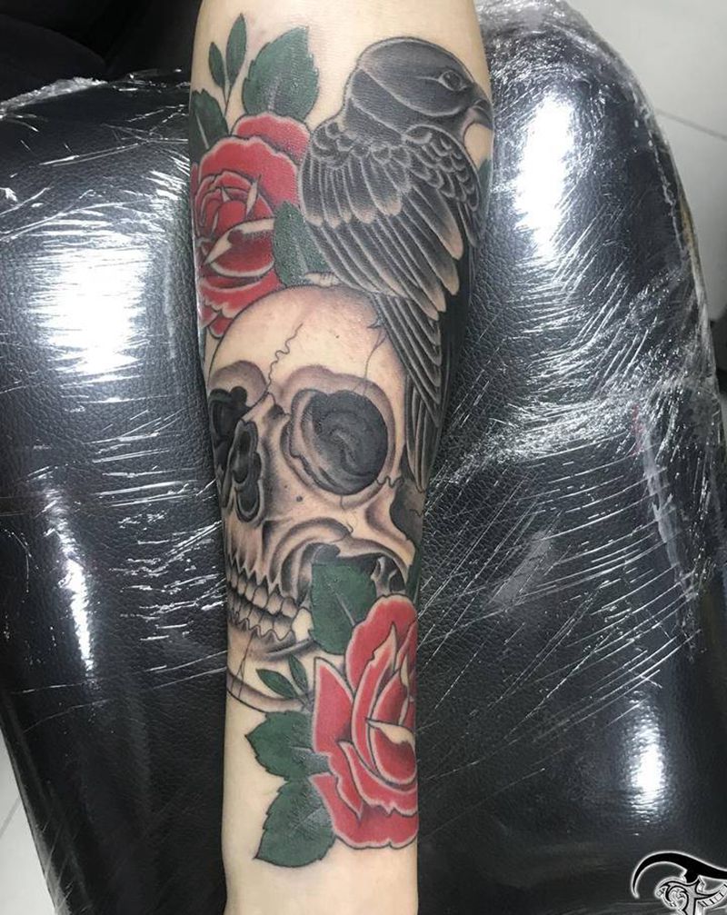 骷髅纹身图片_手臂Old School骷髅纹身图案