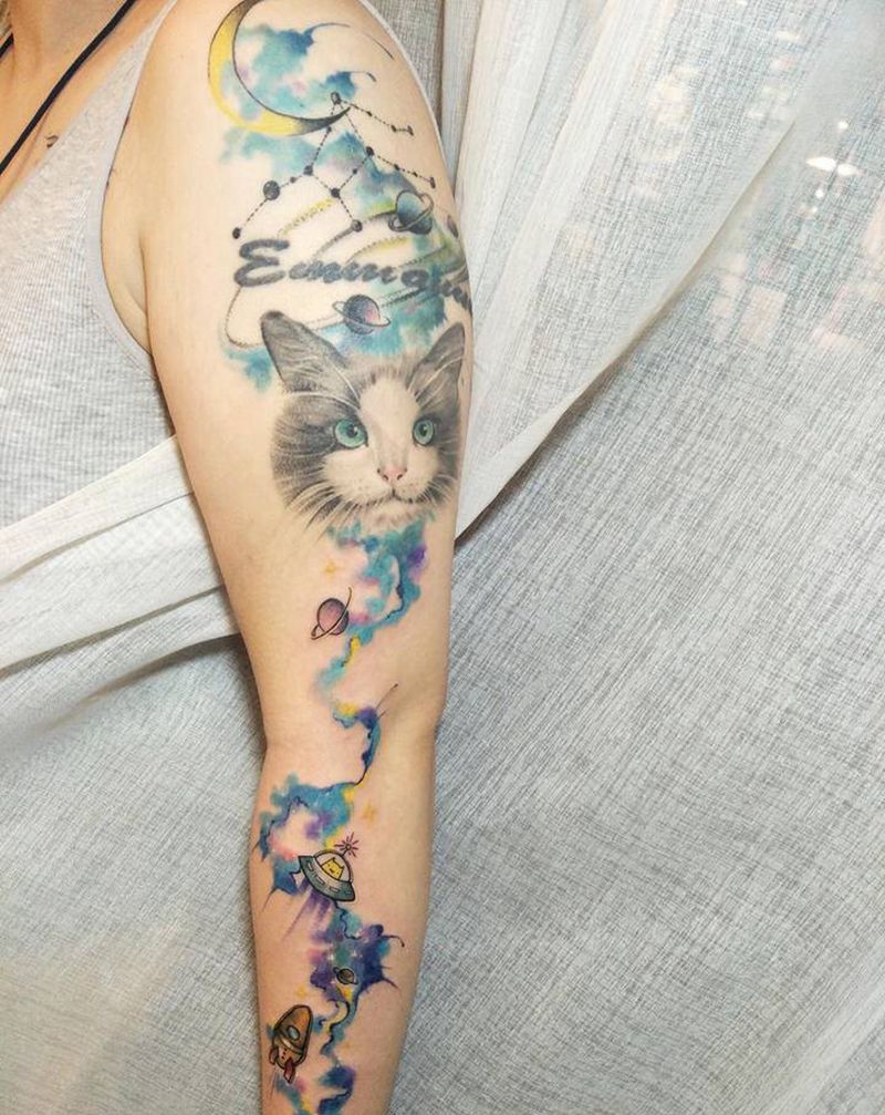 喵的幻想纹身图片_手臂水彩猫、yu zhou纹身图案