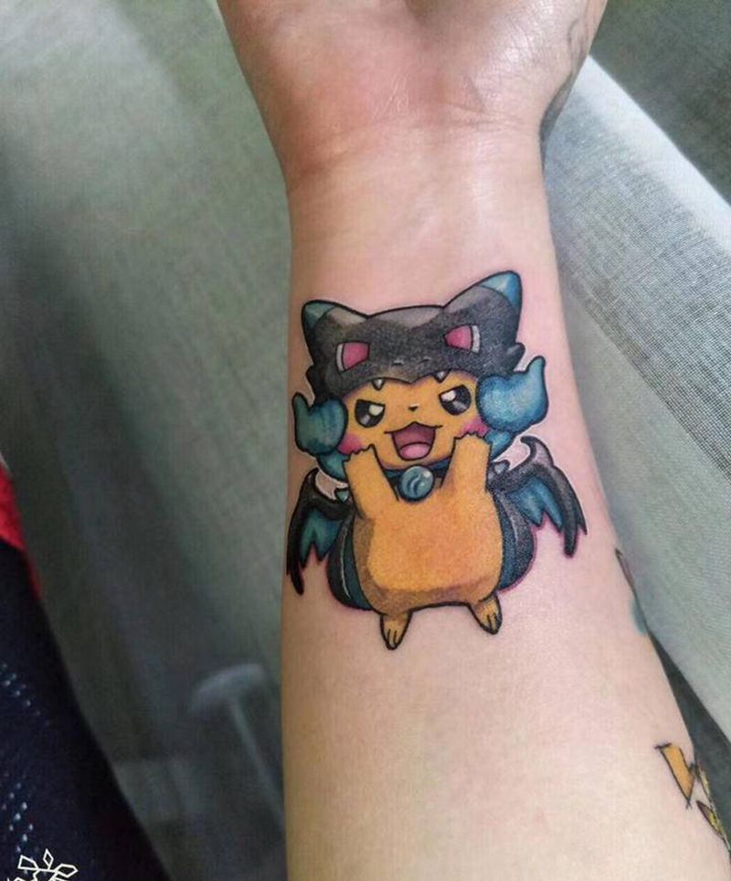 皮卡丘纹身图片_手臂New School皮卡丘纹身图案