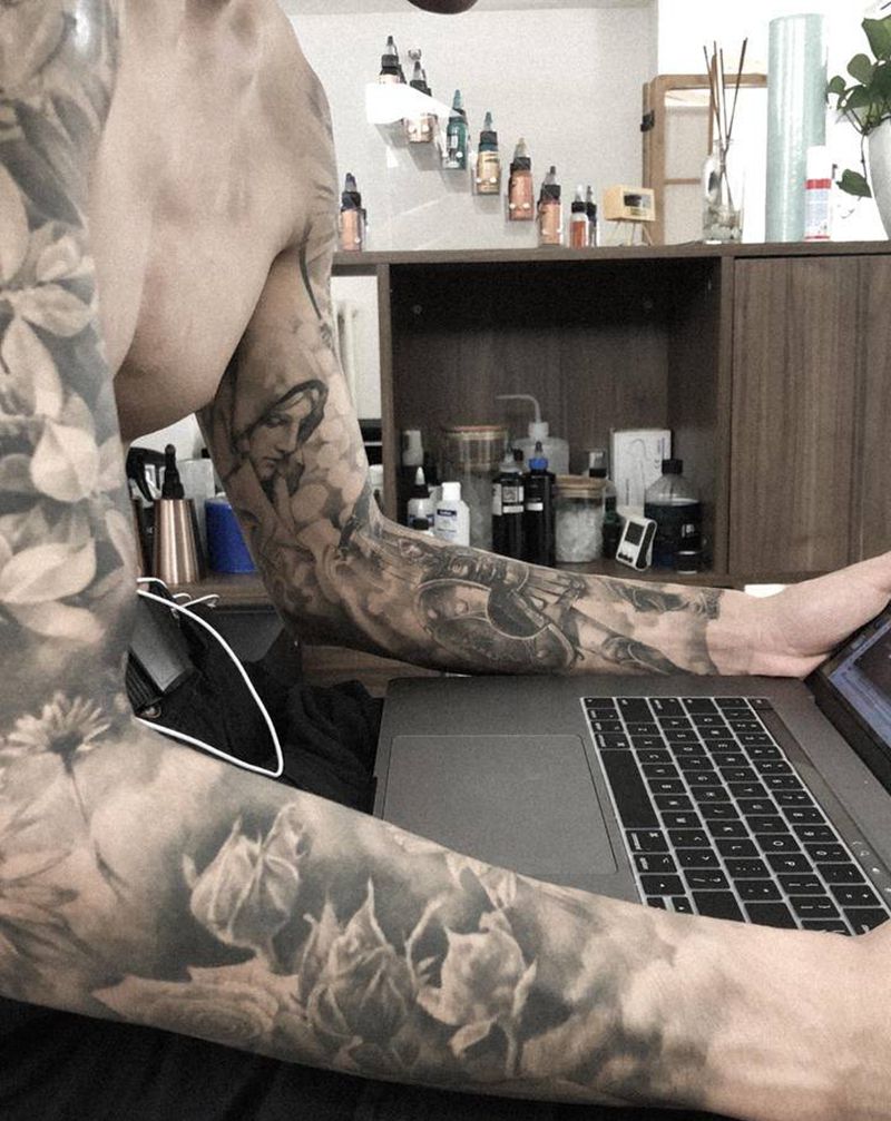 花臂纹身图片_欧美写实纹身图案