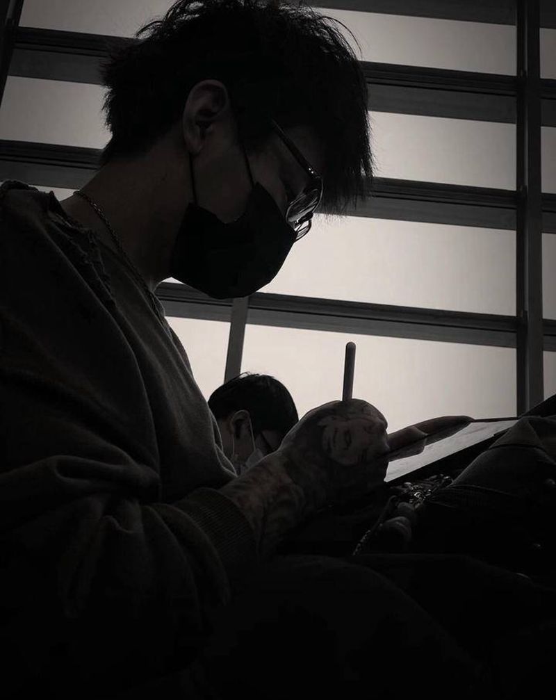 飞行随笔纹身图片_腿部手臂欧美写实长沙深圳广州纹身图案