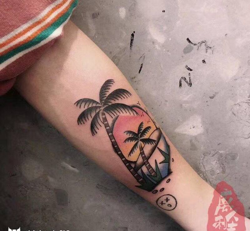 海风吹过椰树吹散一路的风尘纹身图片_手臂New School长沙纹身图案