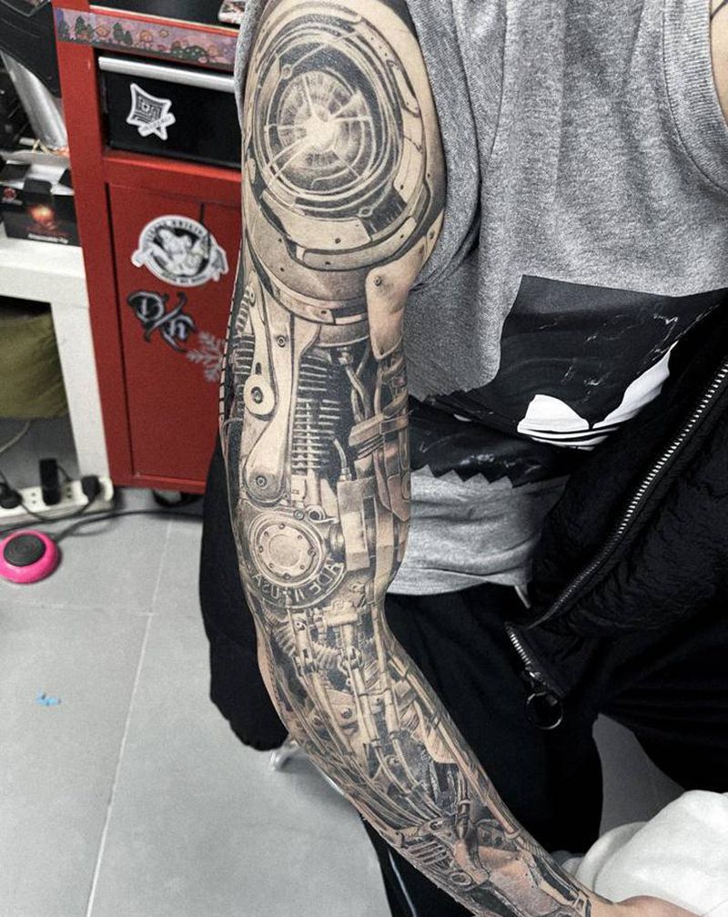 机械臂纹身图片_手臂欧美写实机械臂纹身图案