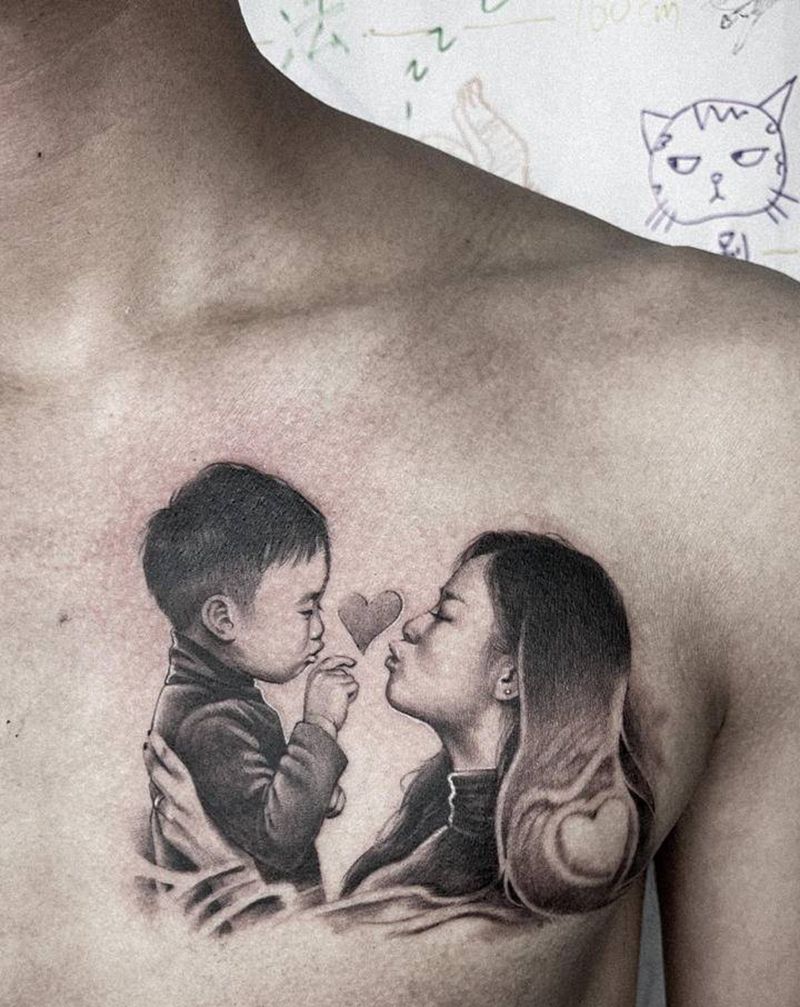 母子纹身图片_胸部欧美写实纹身图案