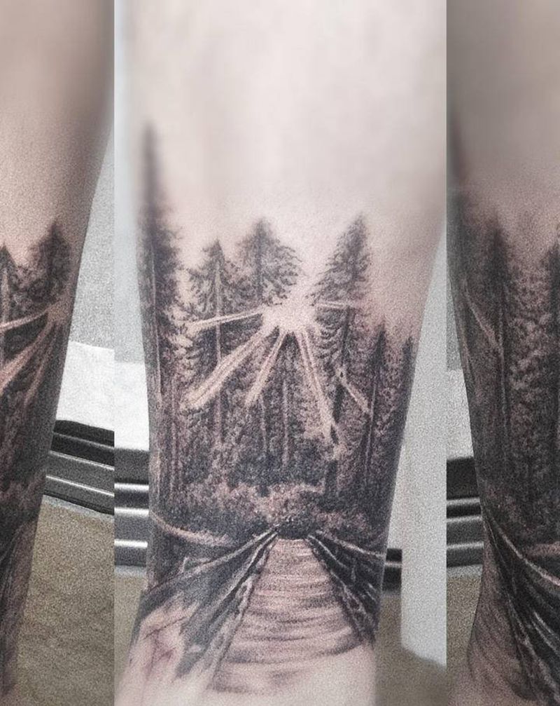 远方纹身图片_腿部点刺树林纹身图案