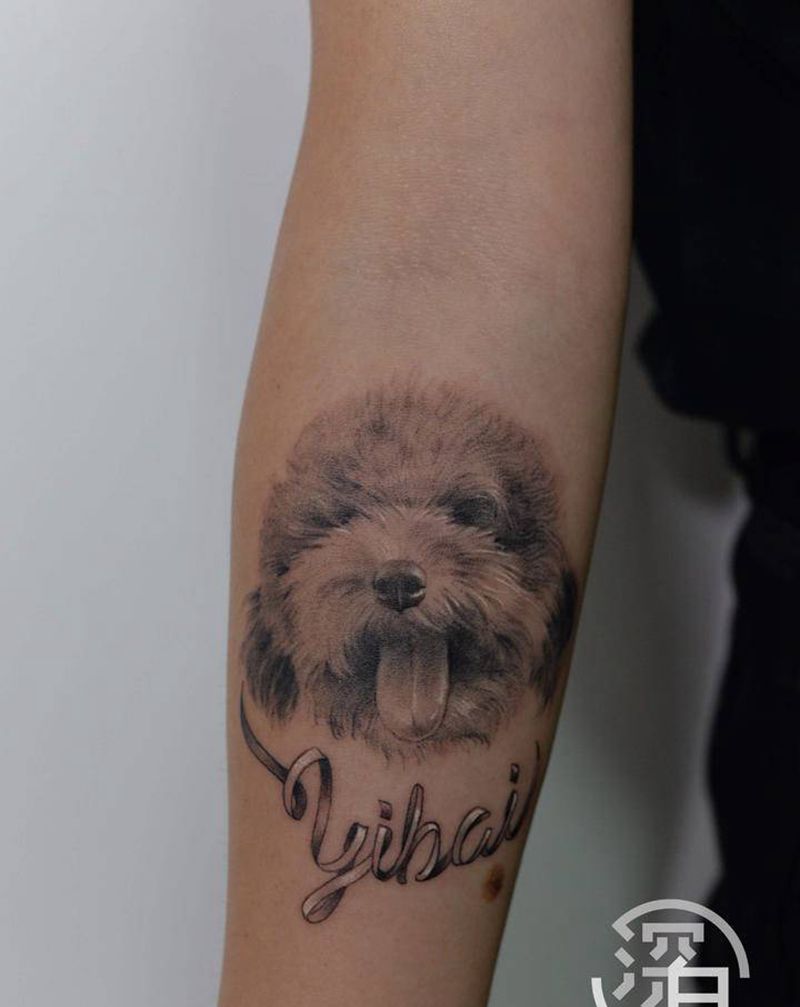 狗狗肖像纹身图片_手臂手部欧美写实花体字狗花体字写实纹身图案