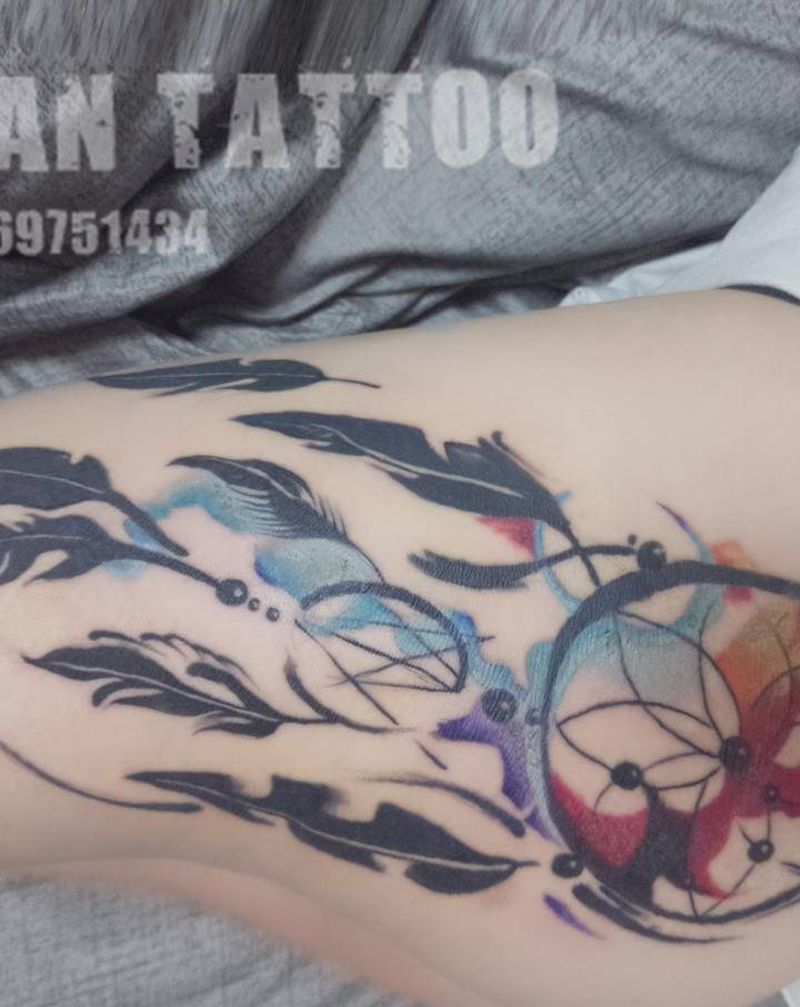 捕梦网纹身图片_腿部水墨水彩捕梦网水彩纹身图案