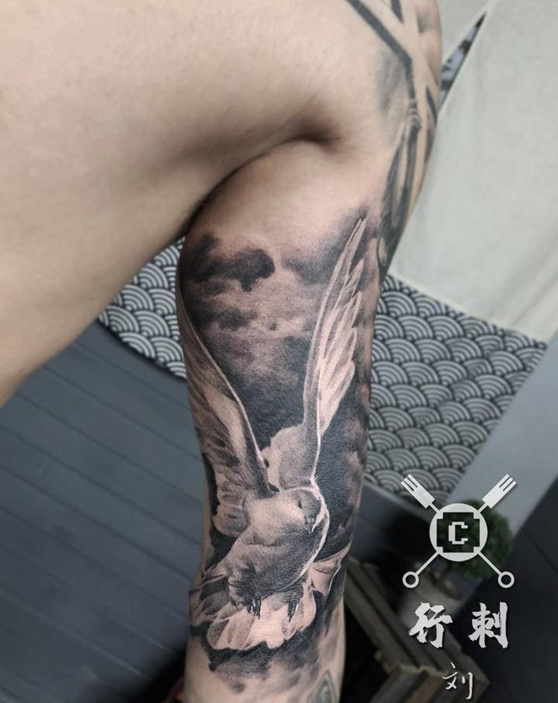鸽子 未完成纹身图片_手臂欧美写实纹身图案