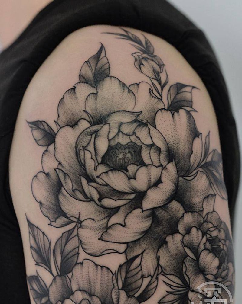 抽象花朵纹身纹身图片_手臂手部点刺花纹身图案