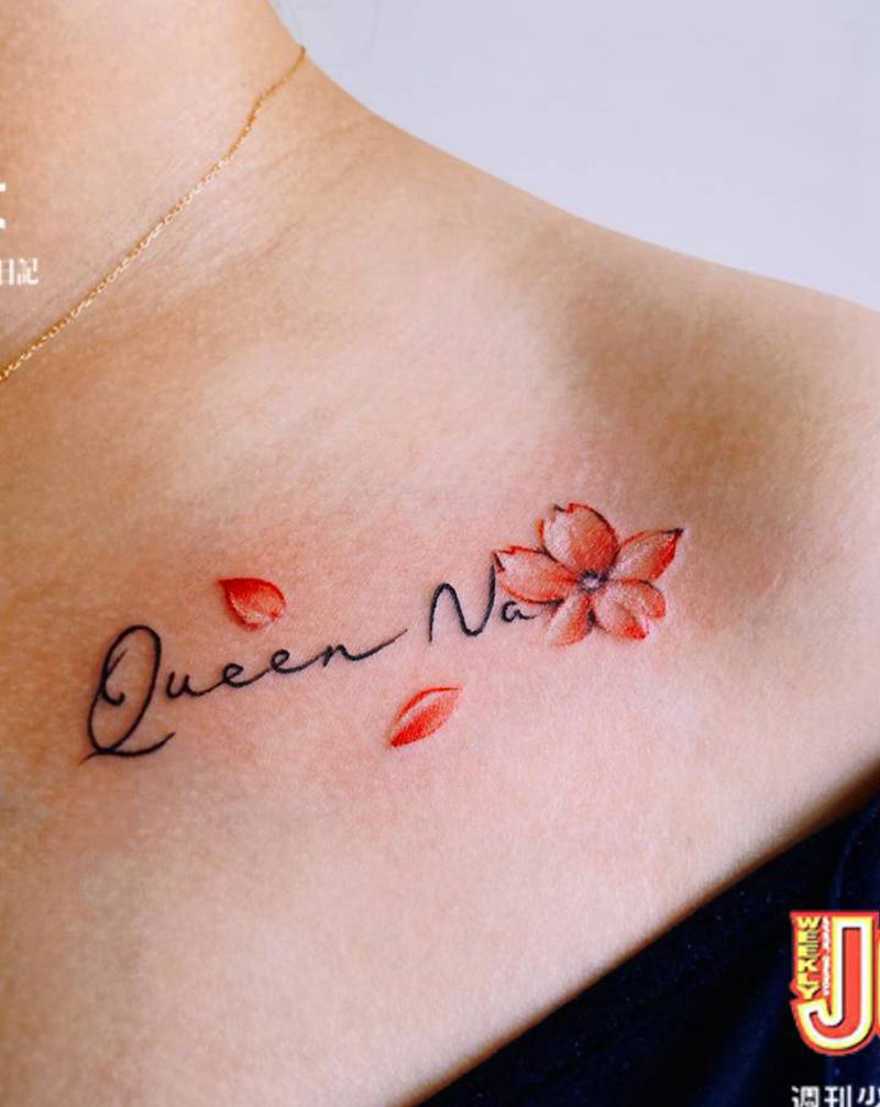 锁骨小清新纹身图片_颈部花体字纹身图案