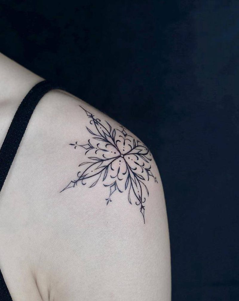 四方连续纹身图片_手臂肩部几何肩花梵花纹身图案